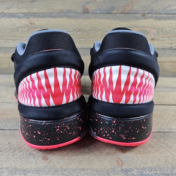 adidas D.O.N Issue #2 GCA Donovan Mitchell X Marvel Basketball Shoes - Picture 3 of 12